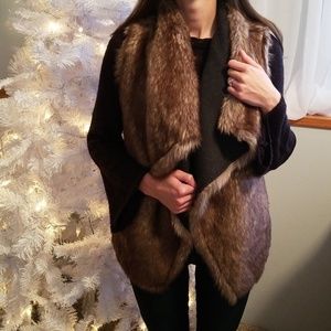 MOSSIMO Fur Vest ☃️